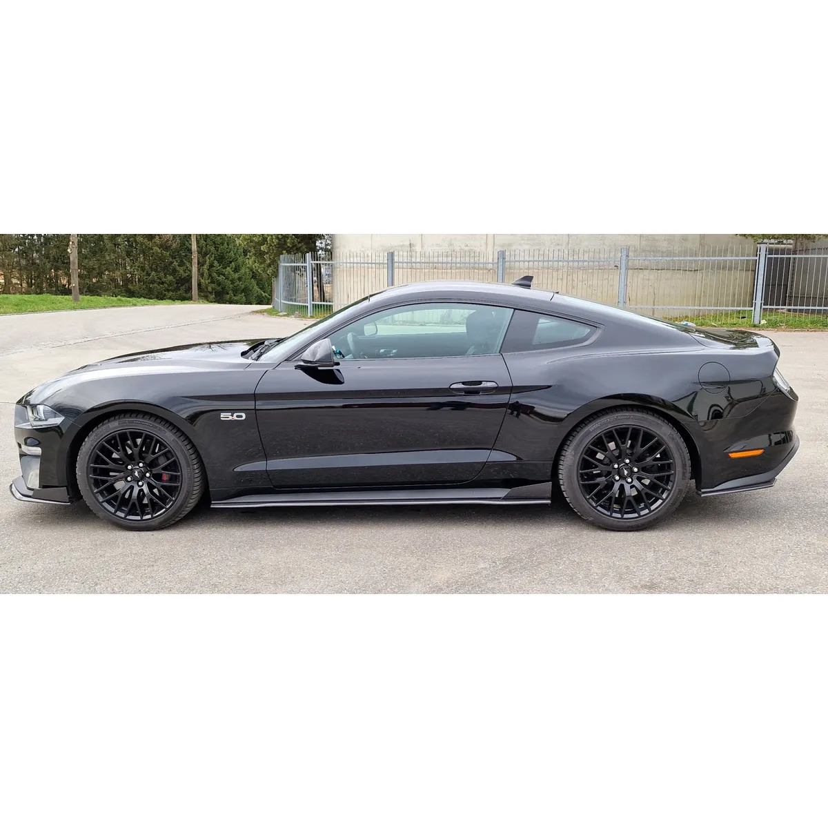 Carbon Seitenschwellerwings eckig (R/L) passend für Ford Mustang 6 Facelift