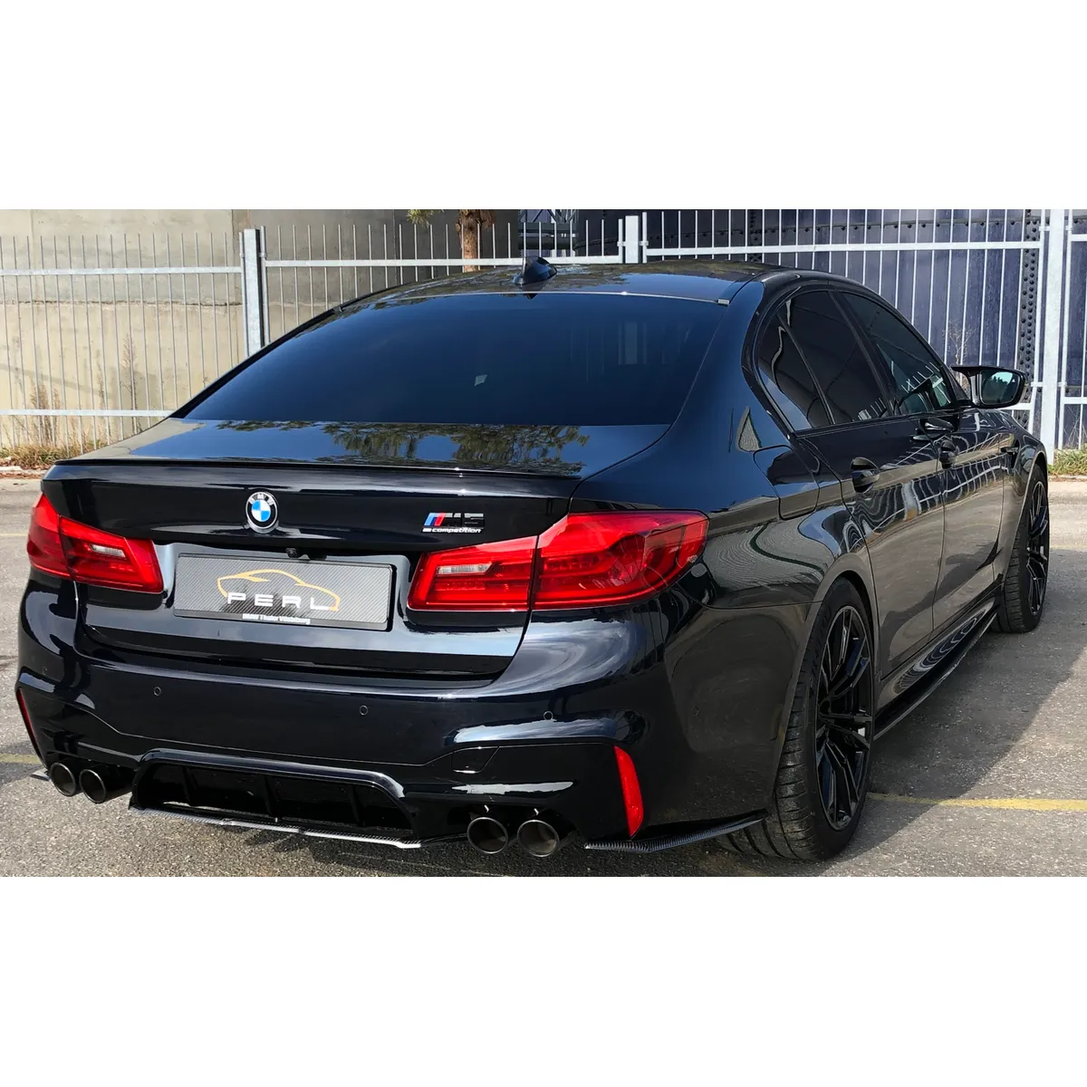 Carbon Heckansatz Mitte passend für BMW M5 F90