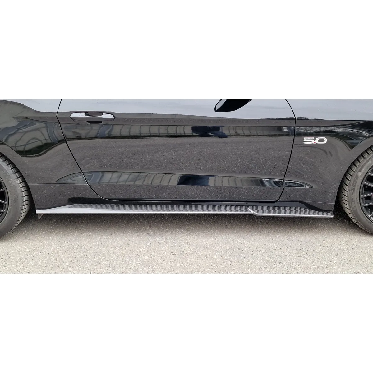 Carbon Seitenschweller-Cover (R/L) passend für Ford Mustang 6