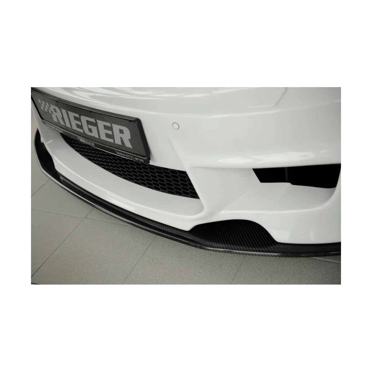 Carbon-Schwert passend für BMW 1er E81/82/87/88 nur Rieger Front Typ 35030