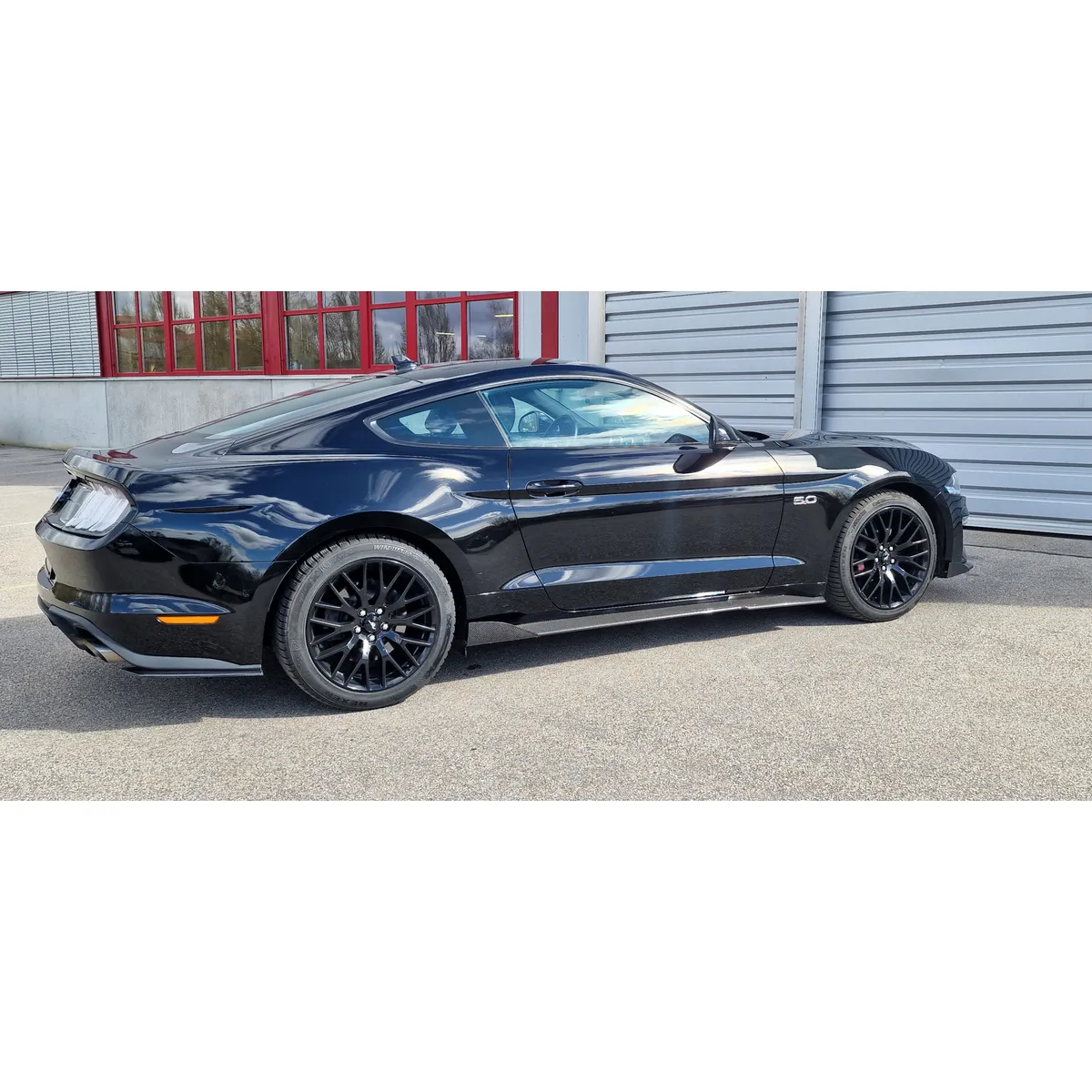 Carbonansatz Heckstoßstange passend für Ford Mustang 6 (R/L)