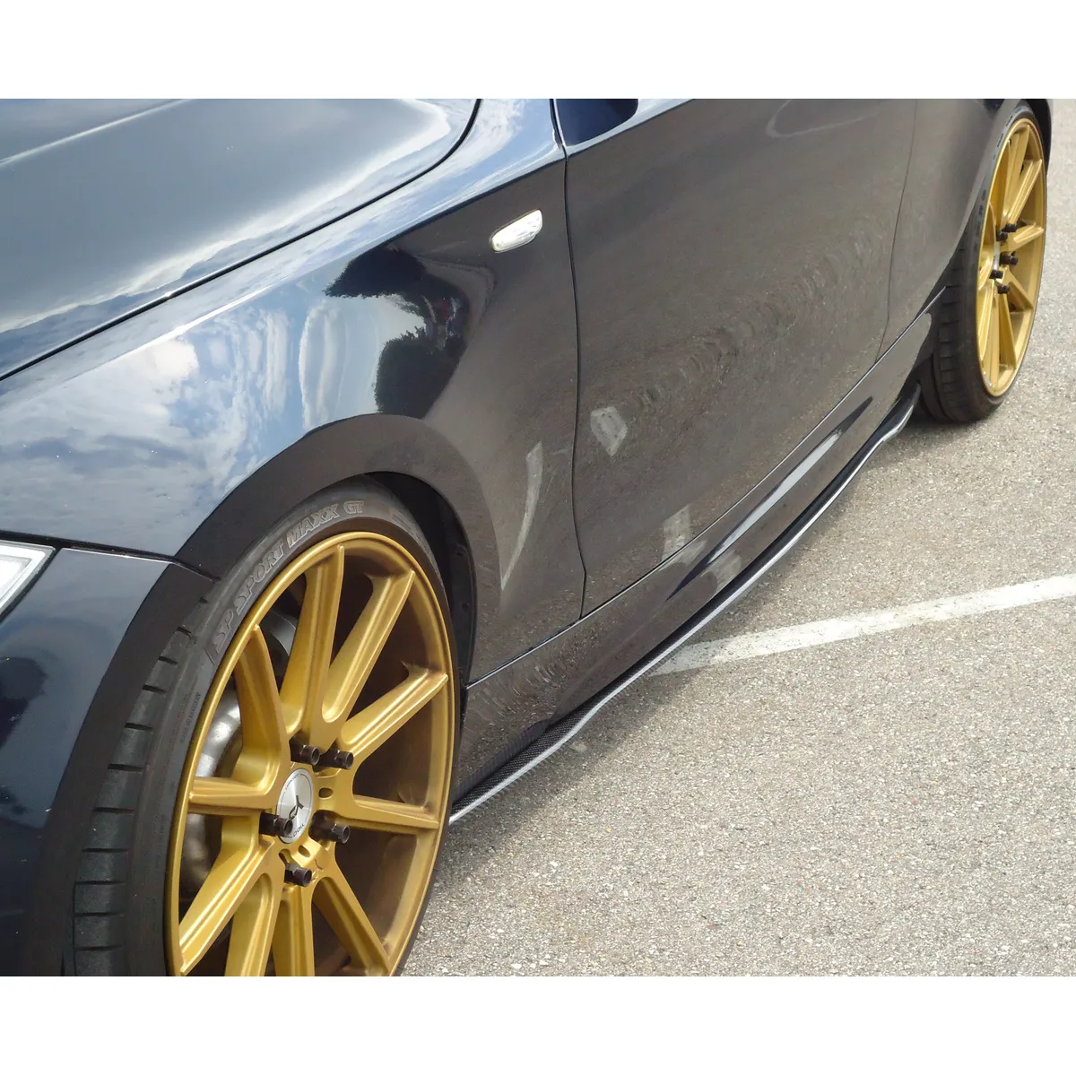 Carbon Seitenschwelleransatz (R/L) passend für BMW E81 M-Paket