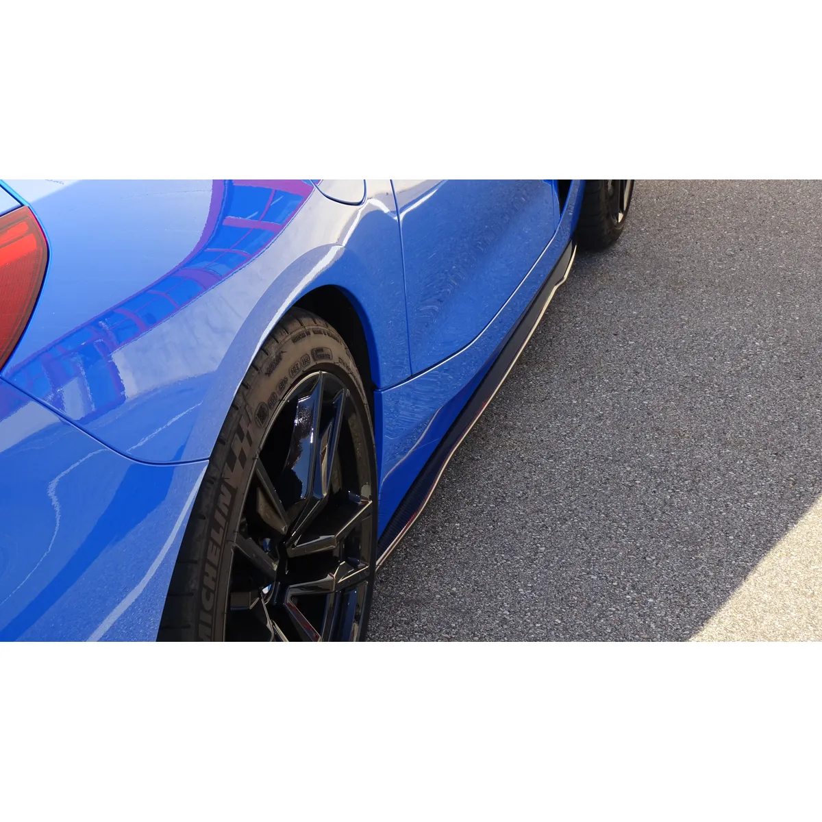 Carbon Seitenschwelleransatz (R/L) passend für BMW Z4 G29 (geschwungene Variante)